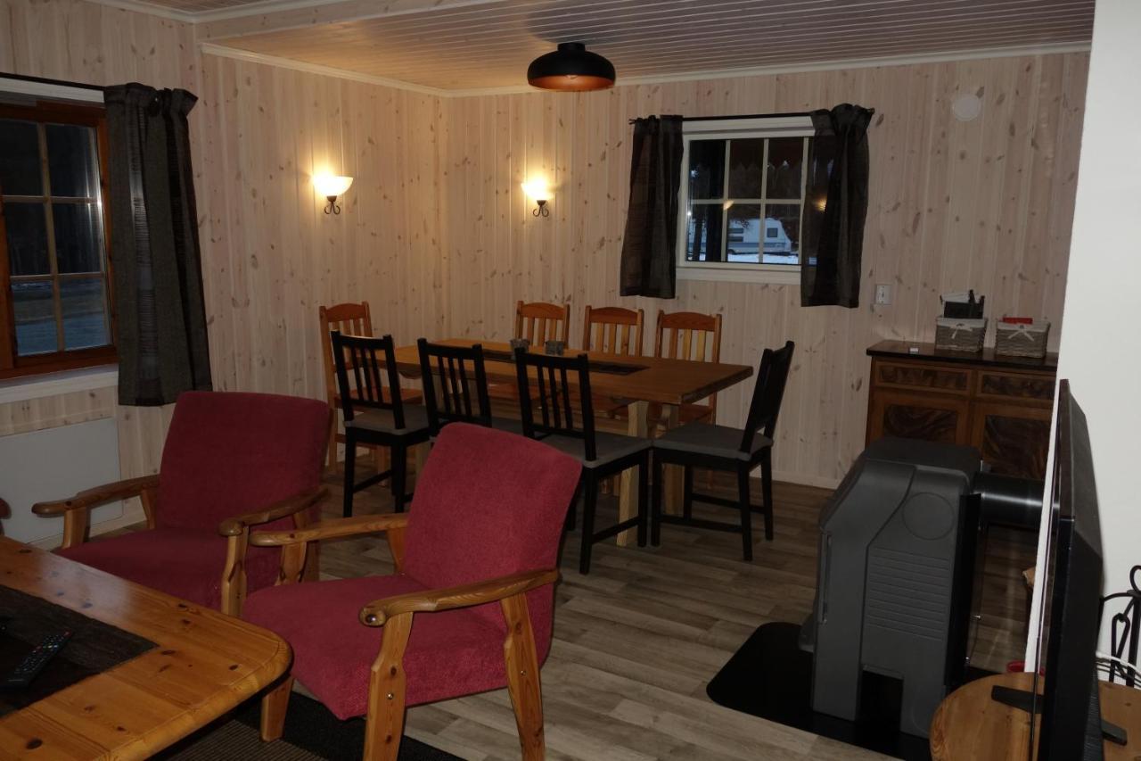 Roste Hyttetun Og Camping Os (Hedmark) Kültér fotó